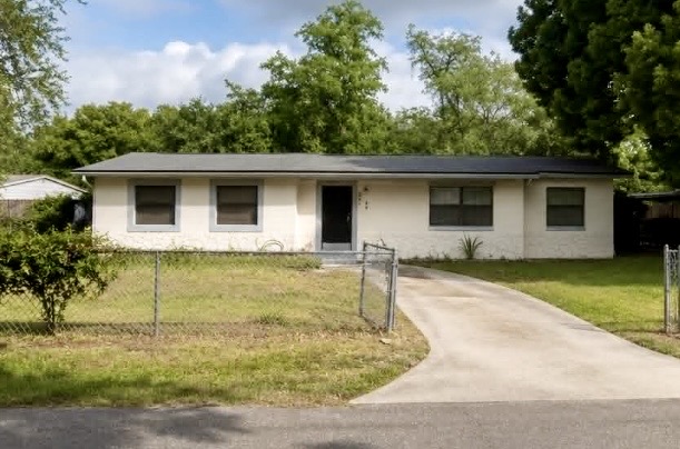 NAS JAX Cottage, Naval Air Station JAX, FL — before