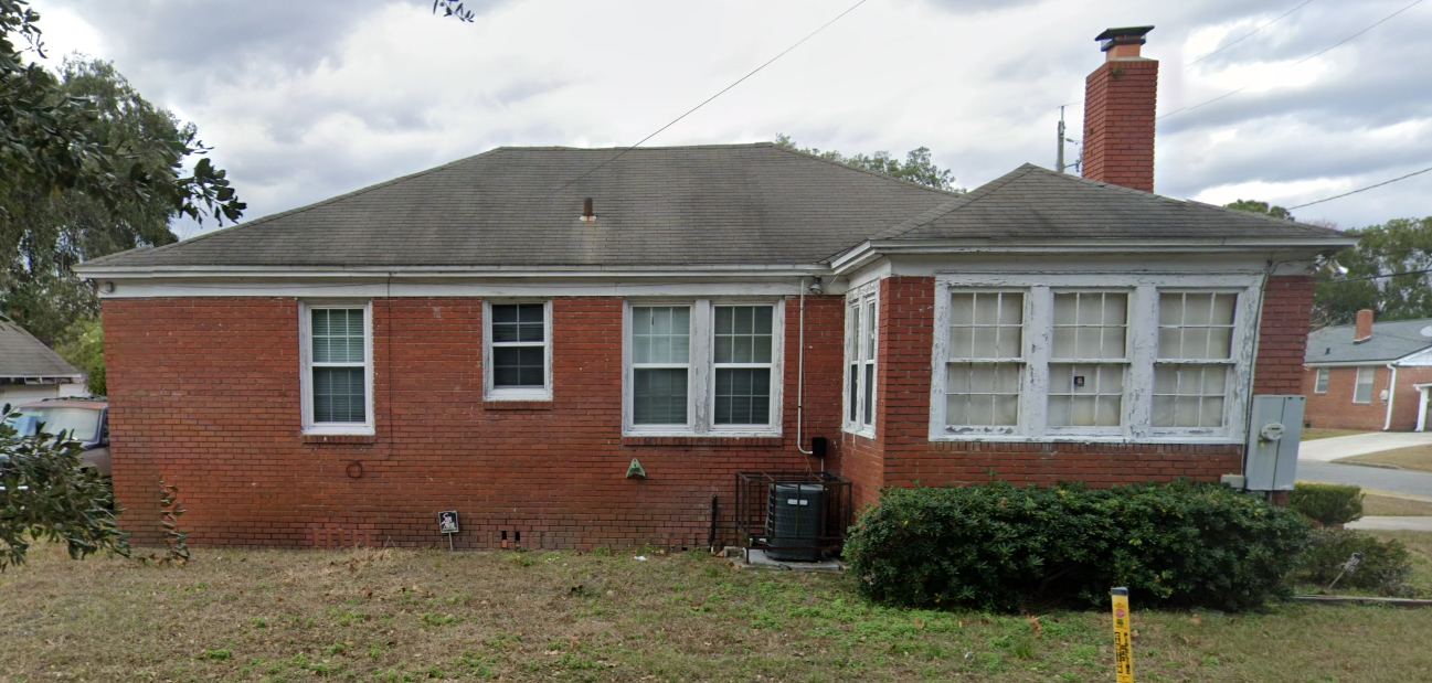 Jacksonville Brick Ranch — rear before